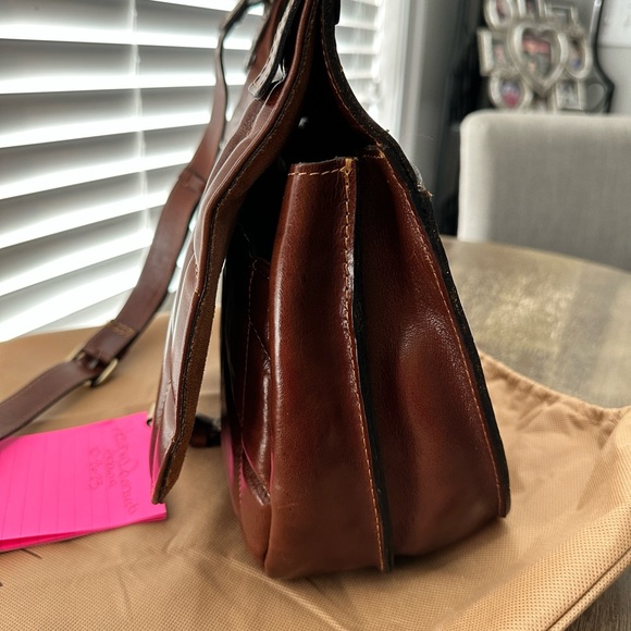 Patricia Nash London Saddle Bag
Quilted Vintage Distressed Leather NWOT - Picture 9 of 13